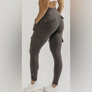 ALPHALETE IDENTITY CARGO GREY SIZE M